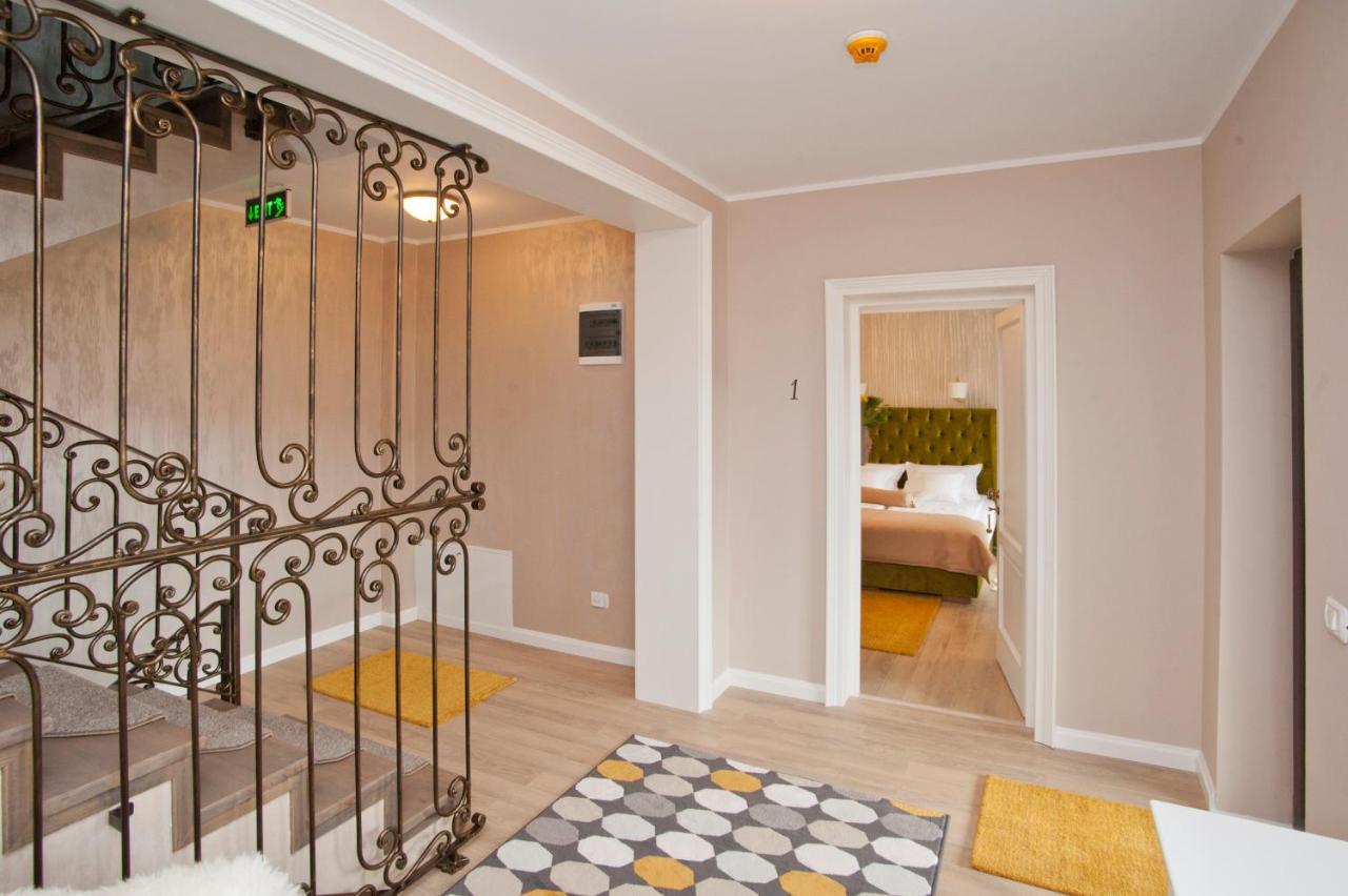 Uphill Residence Sinaia Extérieur photo