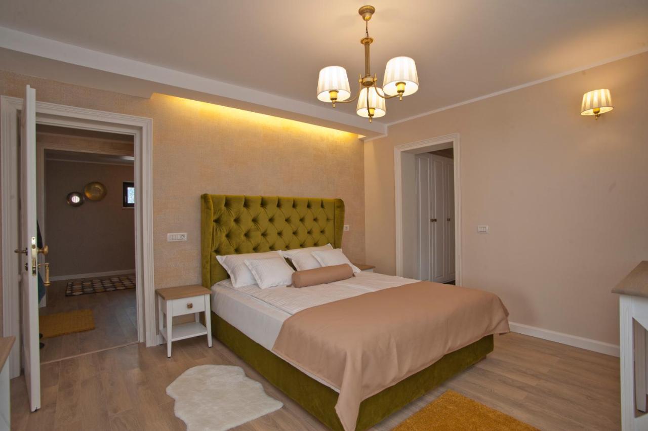 Uphill Residence Sinaia Extérieur photo