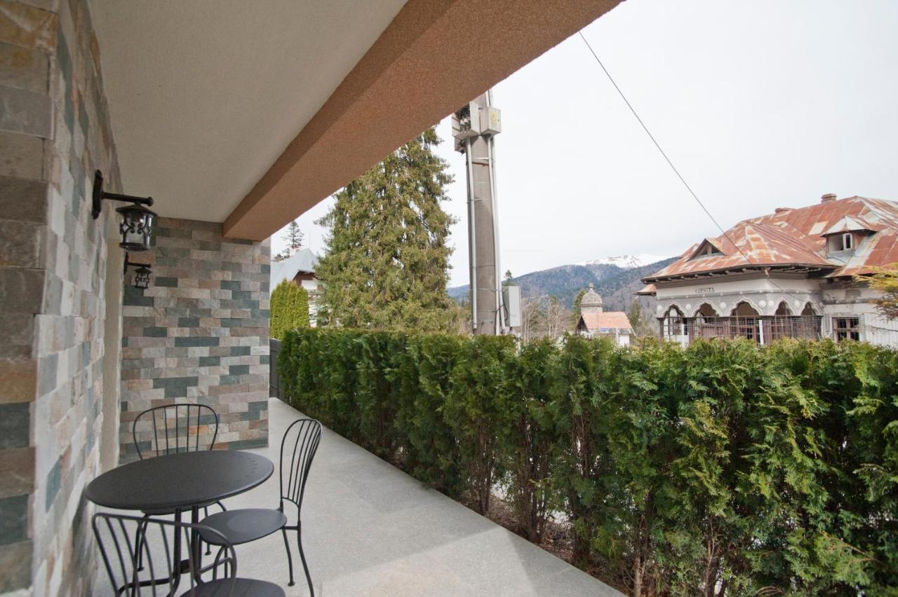 Uphill Residence Sinaia Extérieur photo