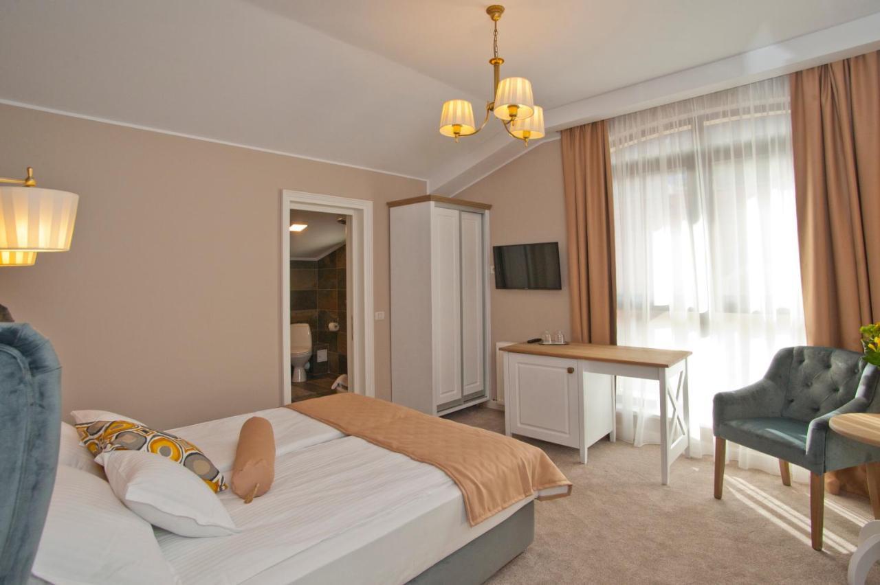 Uphill Residence Sinaia Extérieur photo